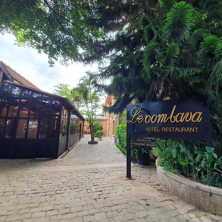 Hotel Restaurant Le Combava อันตานานารีโว ภายนอก รูปภาพ