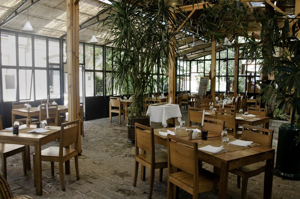 Hotel Restaurant Le Combava อันตานานารีโว ภายนอก รูปภาพ
